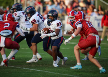 Run game guides Lamar over Simpson
